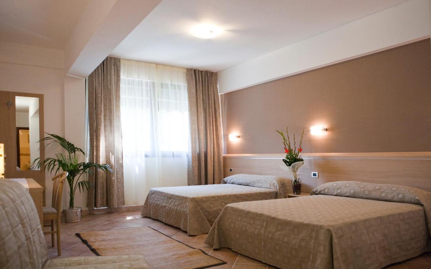 Hotel Marinella Marciana Marina  Extérieur photo