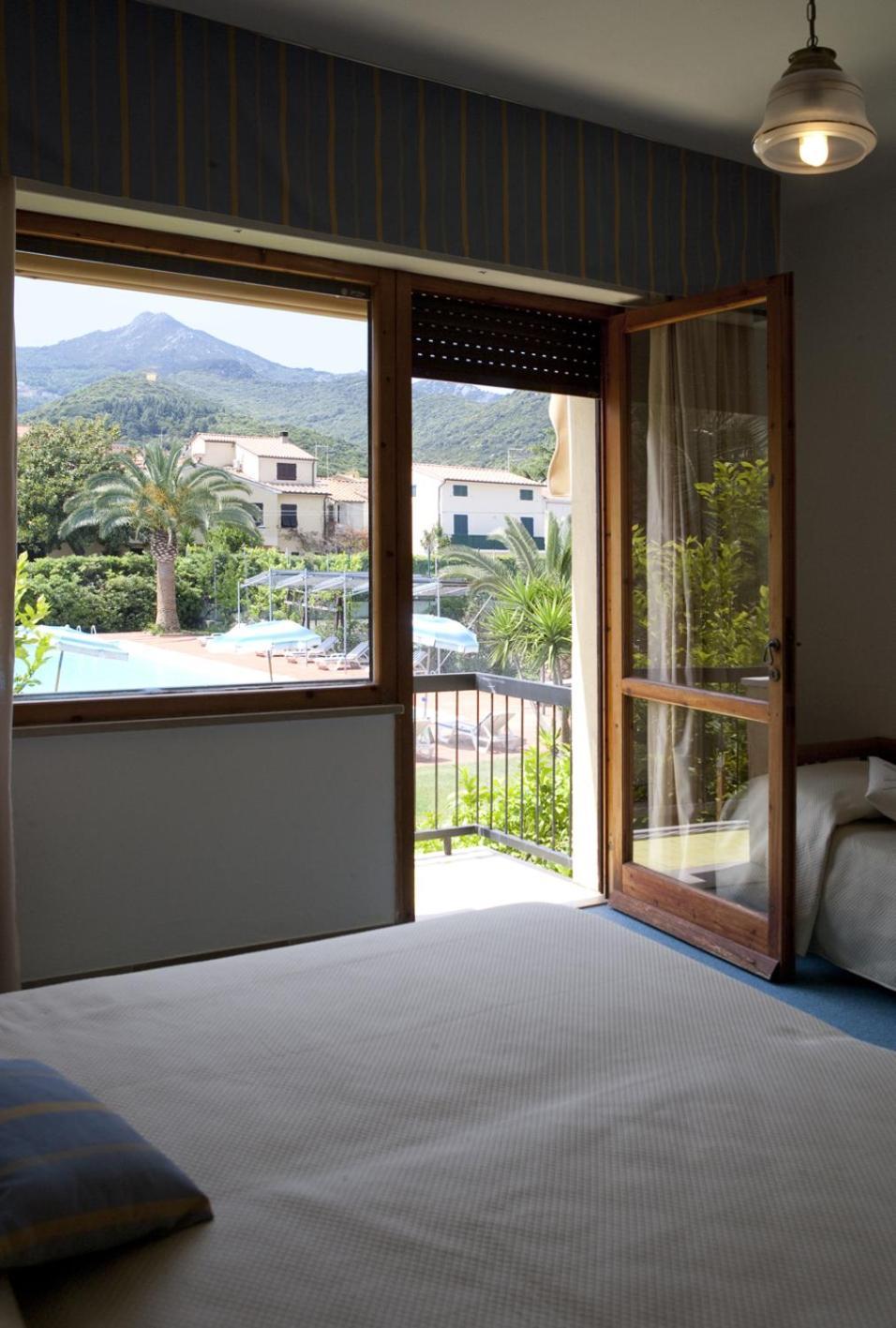 Hotel Marinella Marciana Marina  Extérieur photo